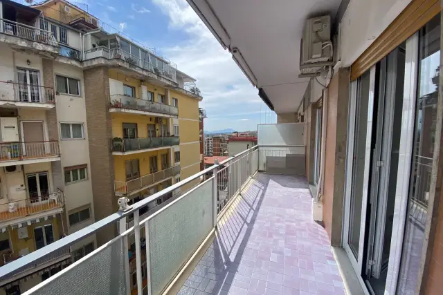 3-room flat in Via San Giacomo dei Capri, Napoli - Photo 1