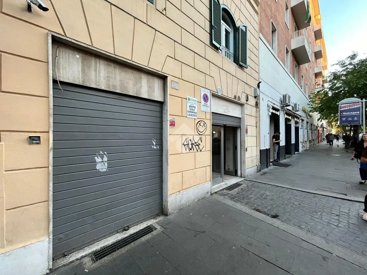 Negozio in Via Tiburtina 166, Roma, {3} - Foto 2