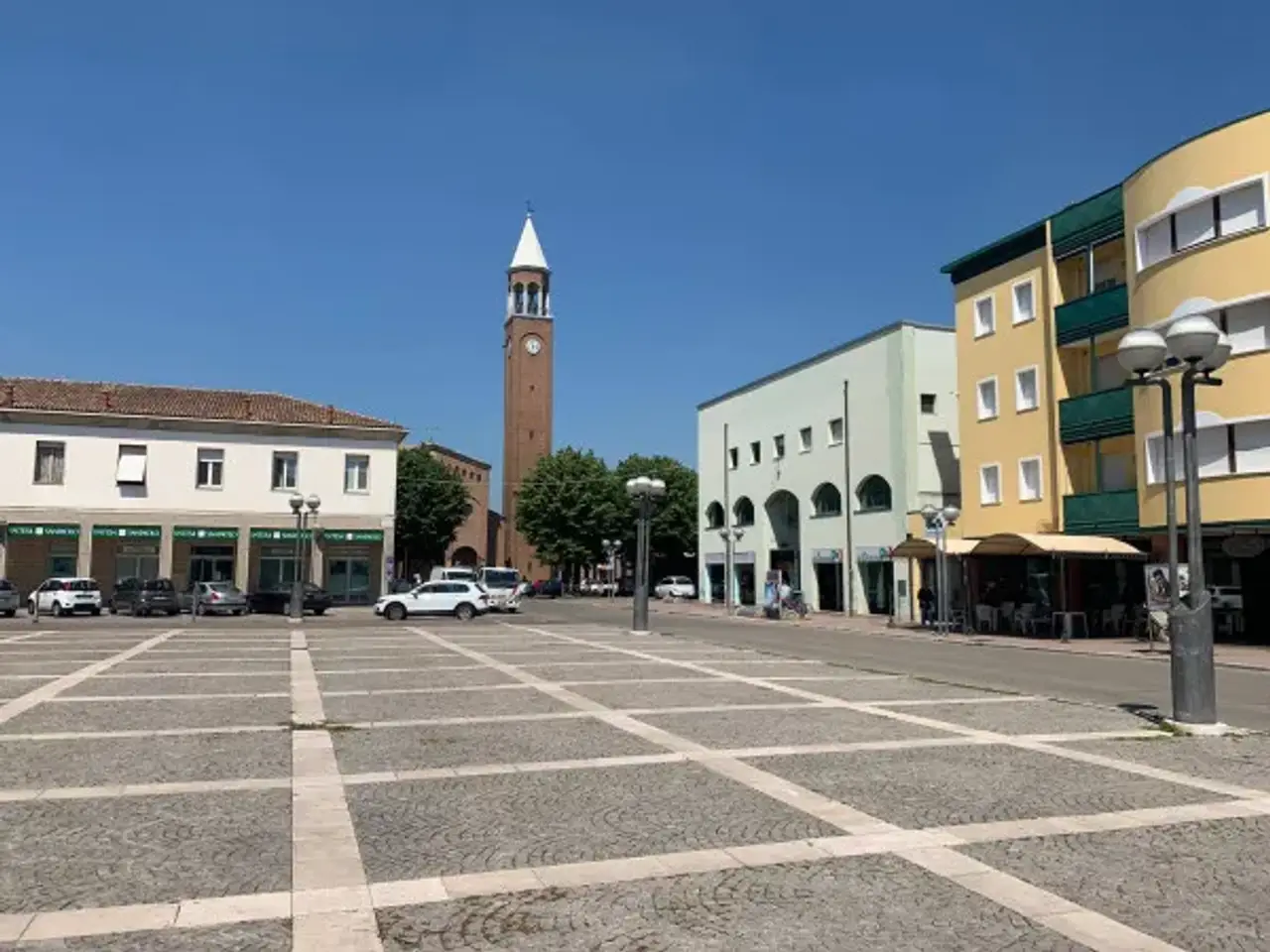 Ufficio in Piazza Antonio Gramsci 26, Alfonsine, {3} - Foto 1