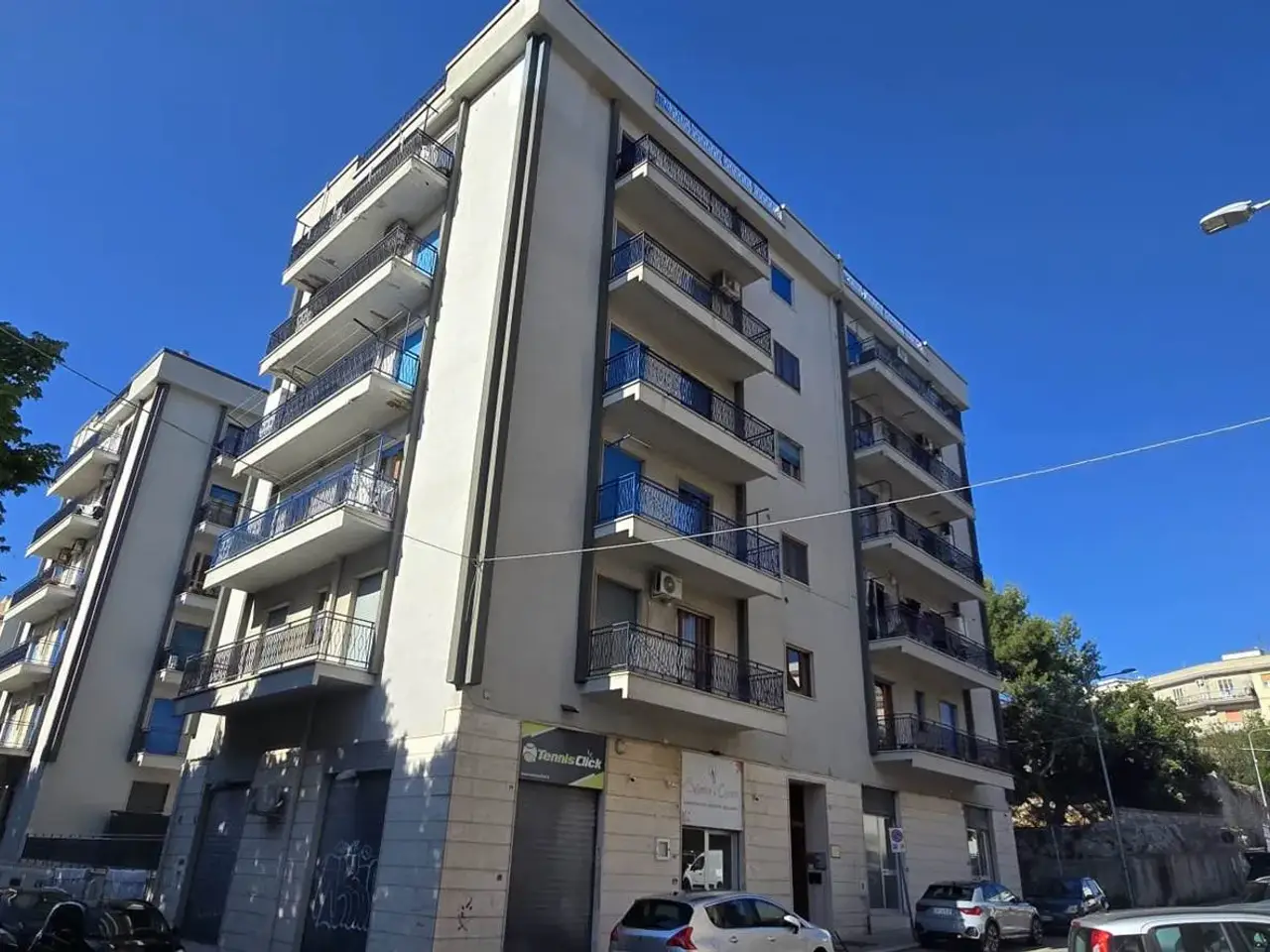 Negozio in Viale della Liberta', Martina Franca, {3} - Foto 1
