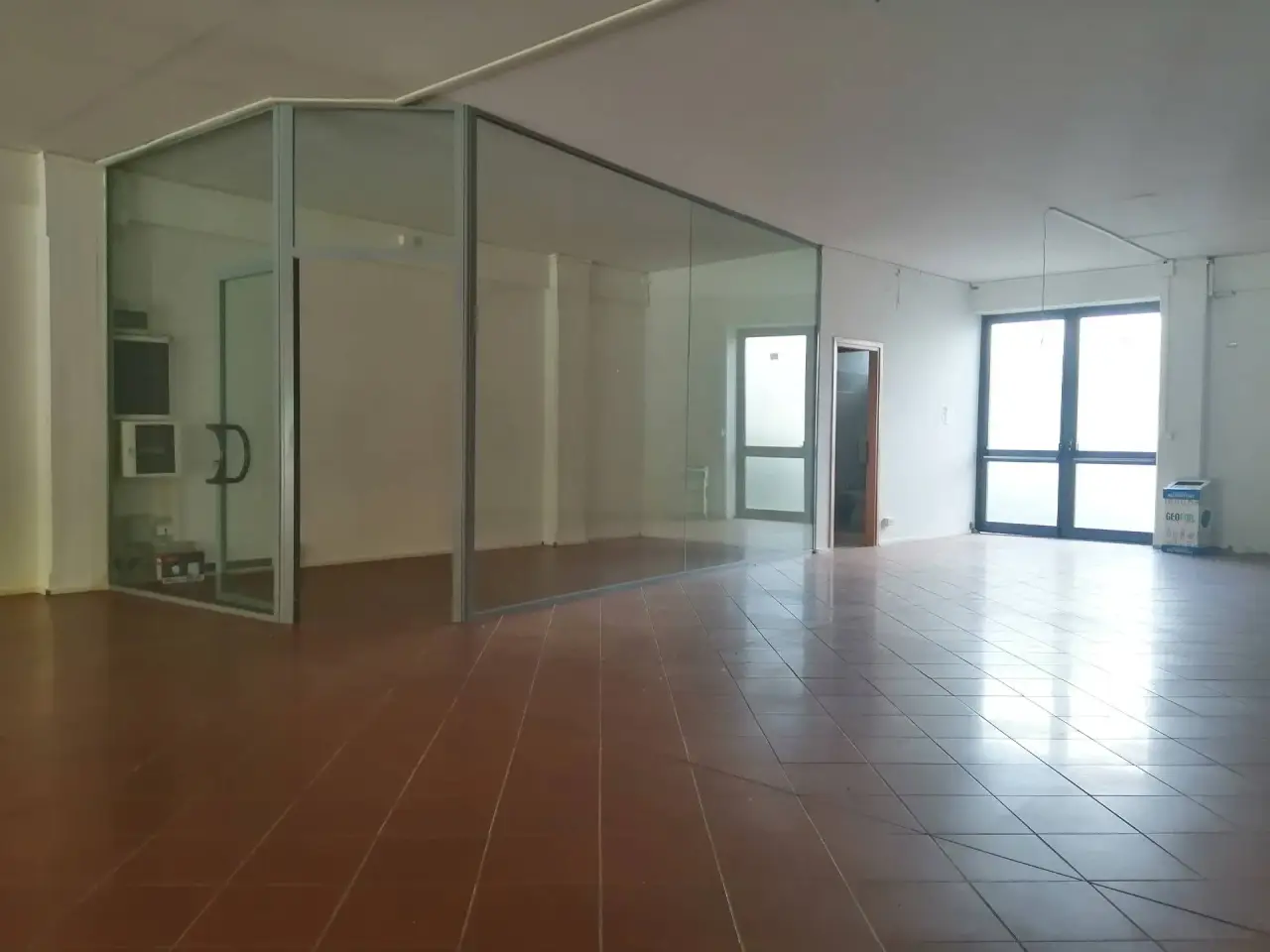Esercizio commerciale in Via Livornese Est, Casciana Terme Lari, {3} - Foto 2