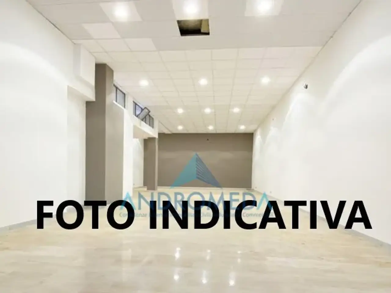 Palazzina commerciale in , Marigliano, {3} - Foto 1