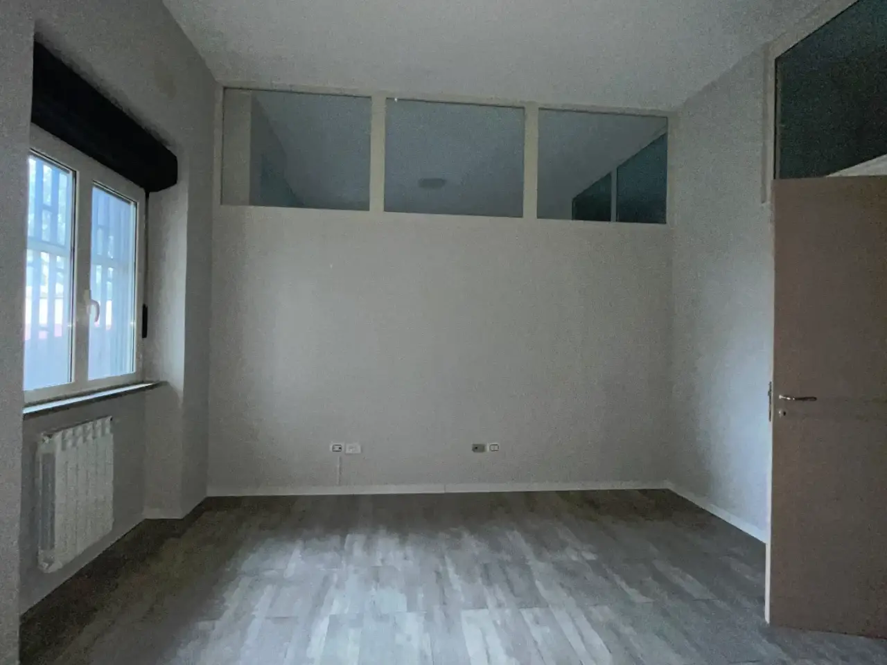 Ufficio in Via San Rocco, Castel Volturno, {3} - Foto 2