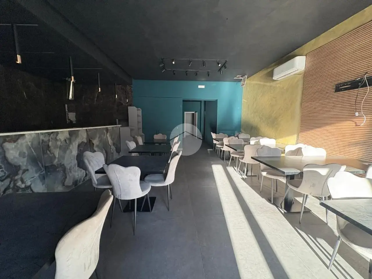 Negozio in Via Rimini 88, Napoli, {3} - Foto 2