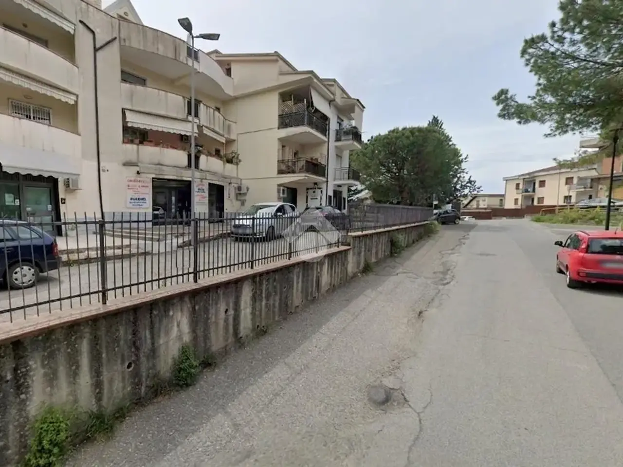 Negozio in Via Monte Sant'Angelo 1, Castrovillari, {3} - Foto 1