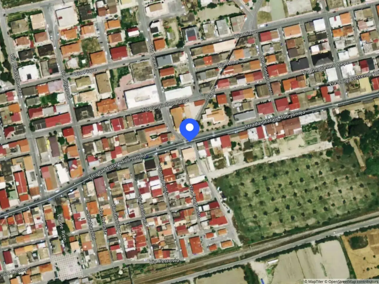 Capannone in Via Zona Industriale Snc, Botricello, {3} - Foto 1