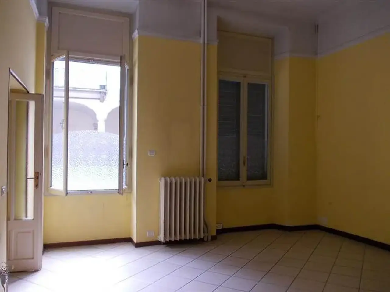 Ufficio in , Novara, {3} - Foto 2