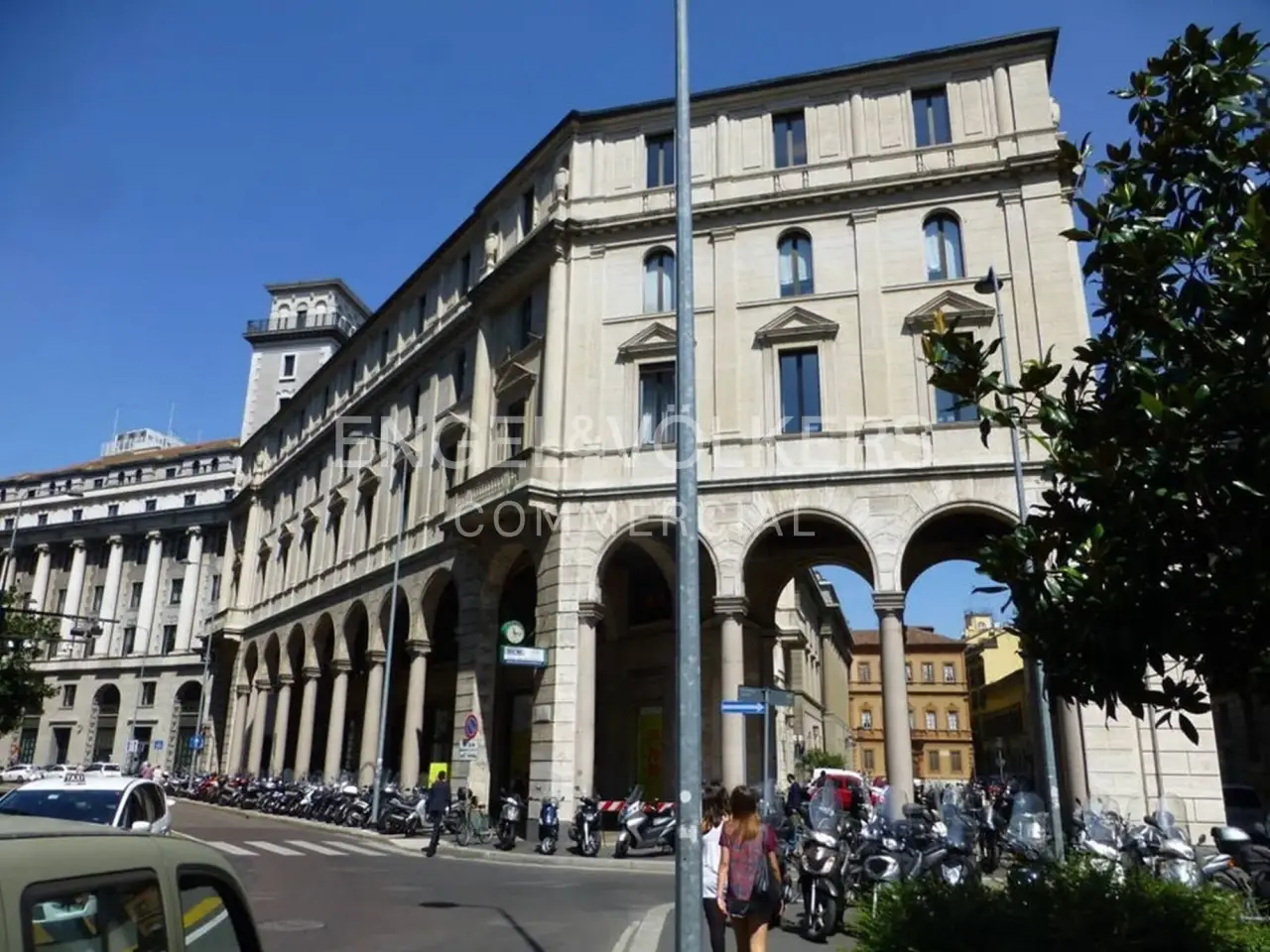 Ufficio in Via degli  Omenoni 2, Milano, {3} - Foto 2