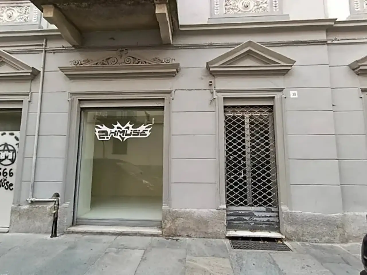 Negozio in Via Giuseppe Verdi 39, Vercelli, {3} - Foto 2