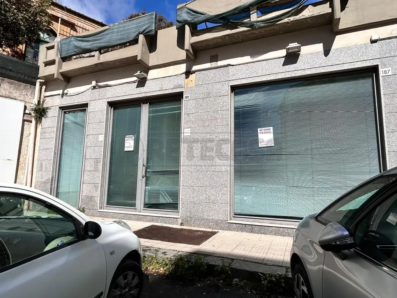Palazzina commerciale in Via Pier Maria Rosso di San Secondo 107, Caltanissetta, {3} - Foto 1