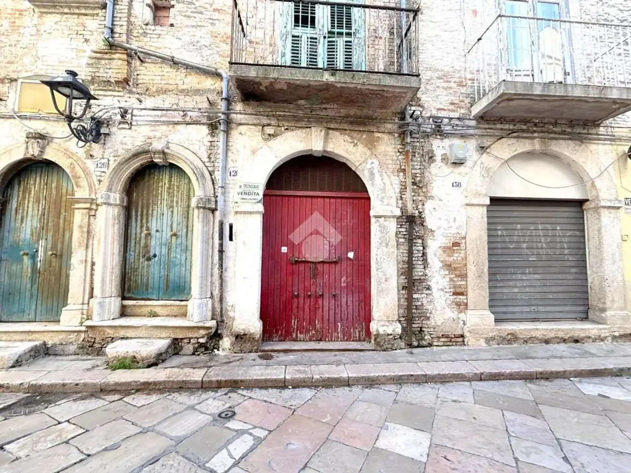 Magazzino in Via Roma 128, San Severo, {3} - Foto 2