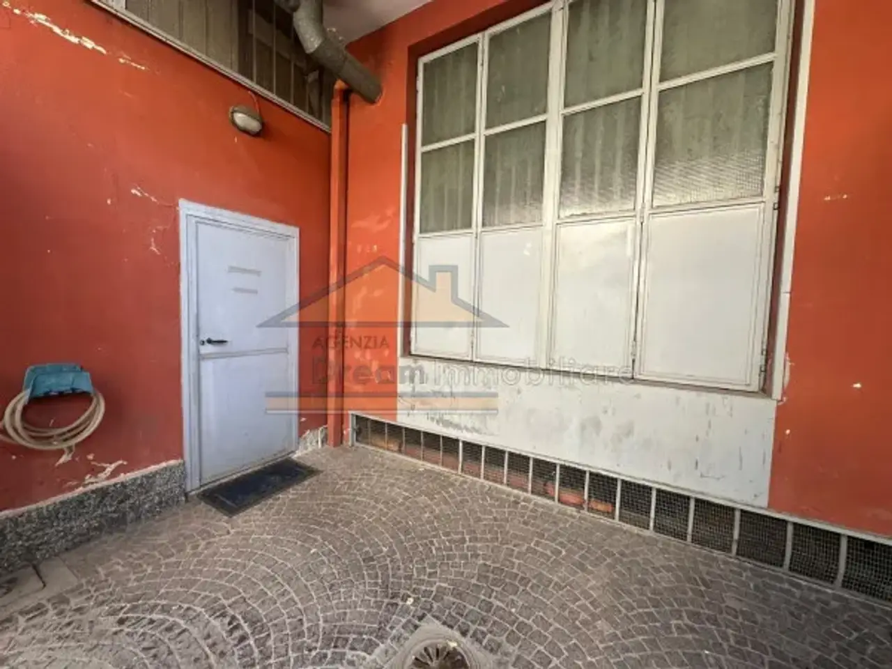 Magazzino in Via Madonna delle Grazie, Giugliano In Campania, {3} - Foto 1