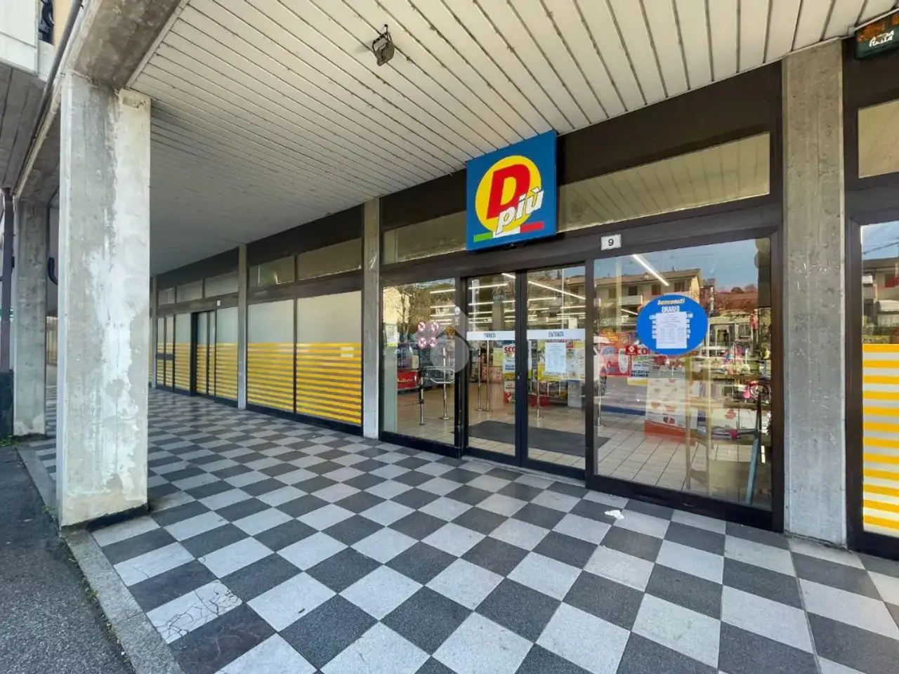 Negozio in Via Padre Giulio Bevilacqua, Desenzano Del Garda, {3} - Foto 1