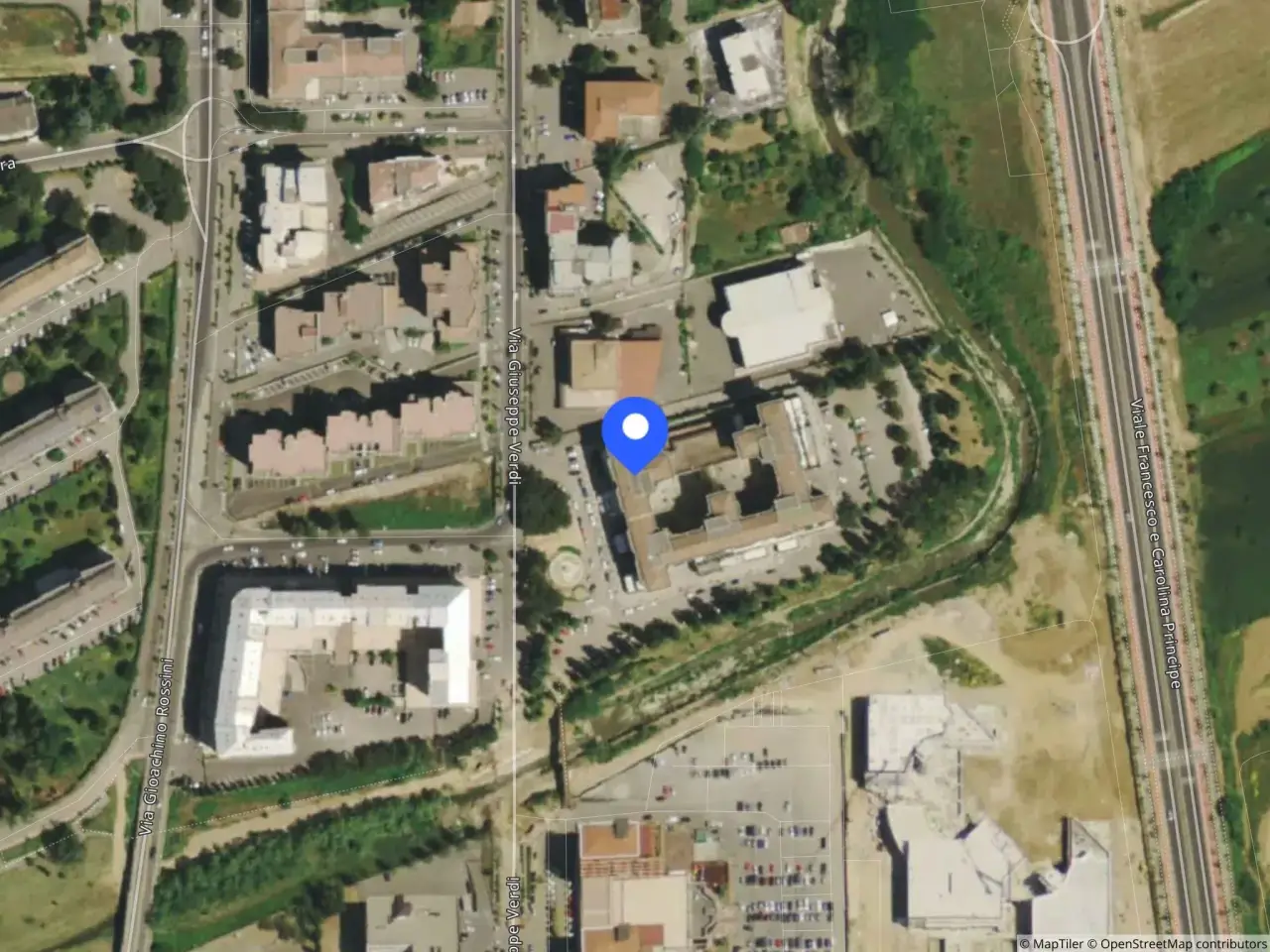 Negozio in Località Commenda, Via Giuseppe Verdi, 82 82, Rende, {3} - Foto 2