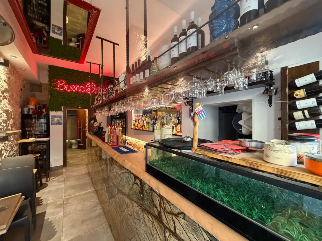 Esercizio commerciale in Via Cassari 57, Palermo, {3} - Foto 1
