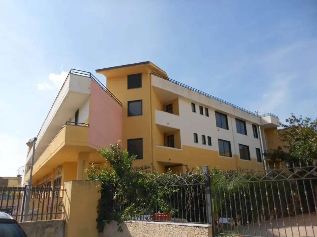 Ufficio in Via Asti, Mondragone, {3} - Foto 1