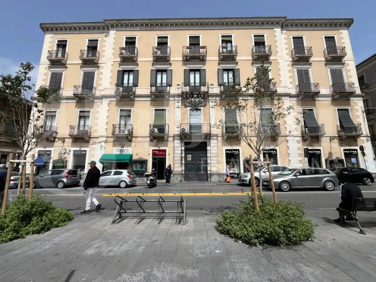 Negozio in Via Musumeci 99/B, Catania, {3} - Foto 1