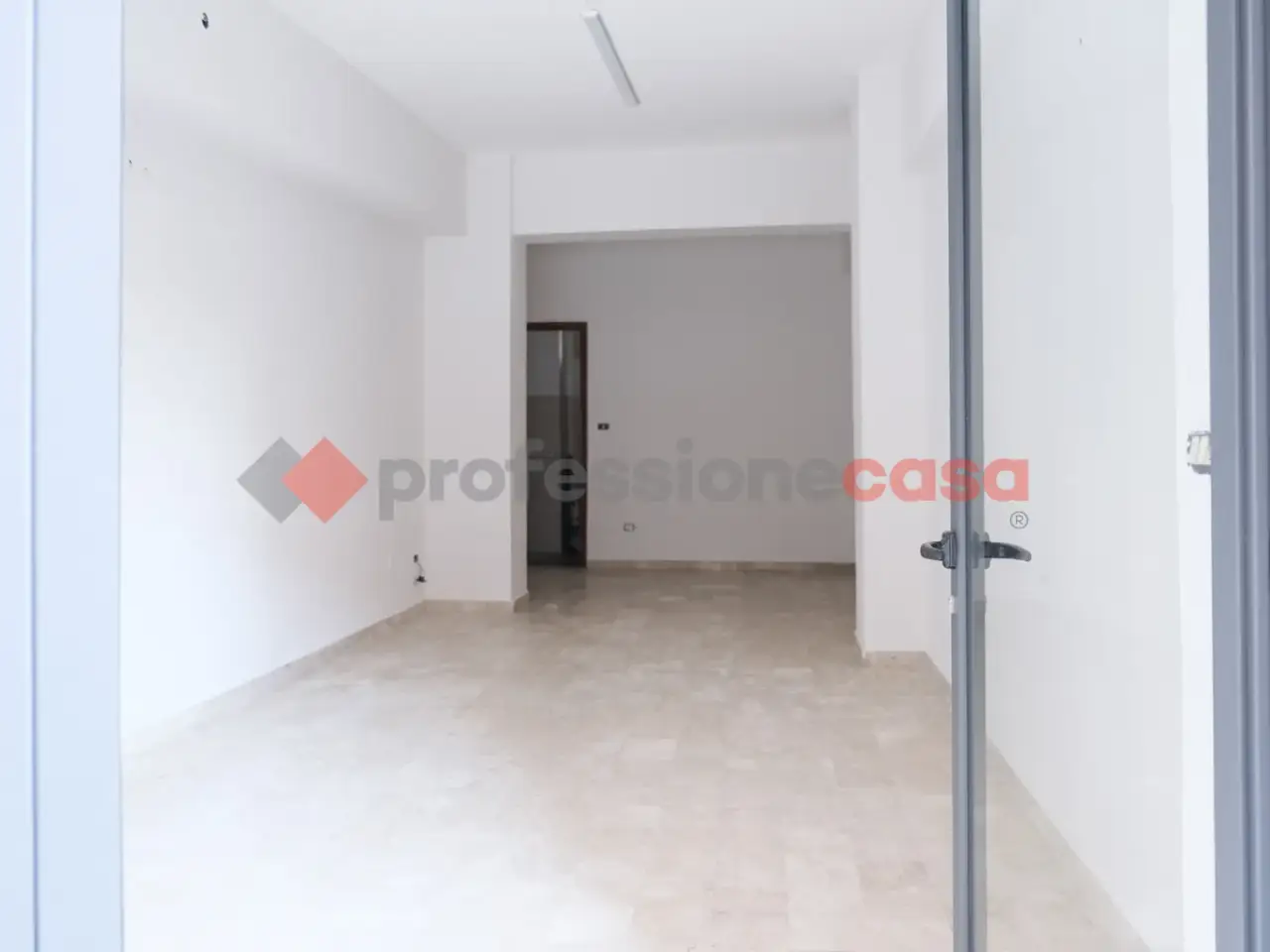 Negozio in Via Giorgio Rizzo 59, Milazzo, {3} - Foto 1