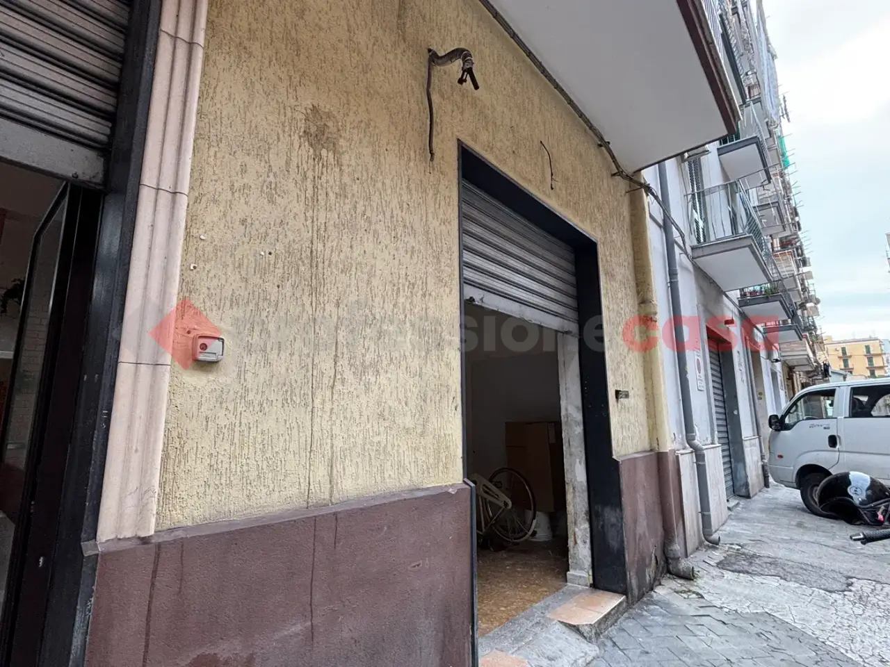 Laboratorio in Via Flli Mellone 35, Taranto, {3} - Foto 1