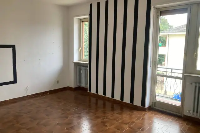 Vierzimmerwohnung in Via Amedeo Peyron, Cavour - Foto 1