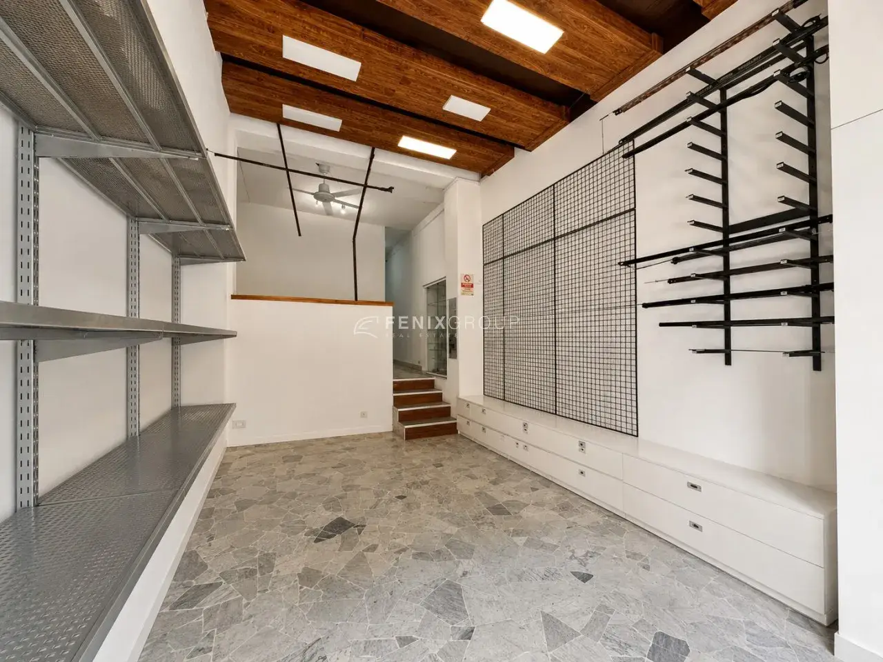 Palazzina commerciale in Via Eugenio Carpi 24, Milano, {3} - Foto 1