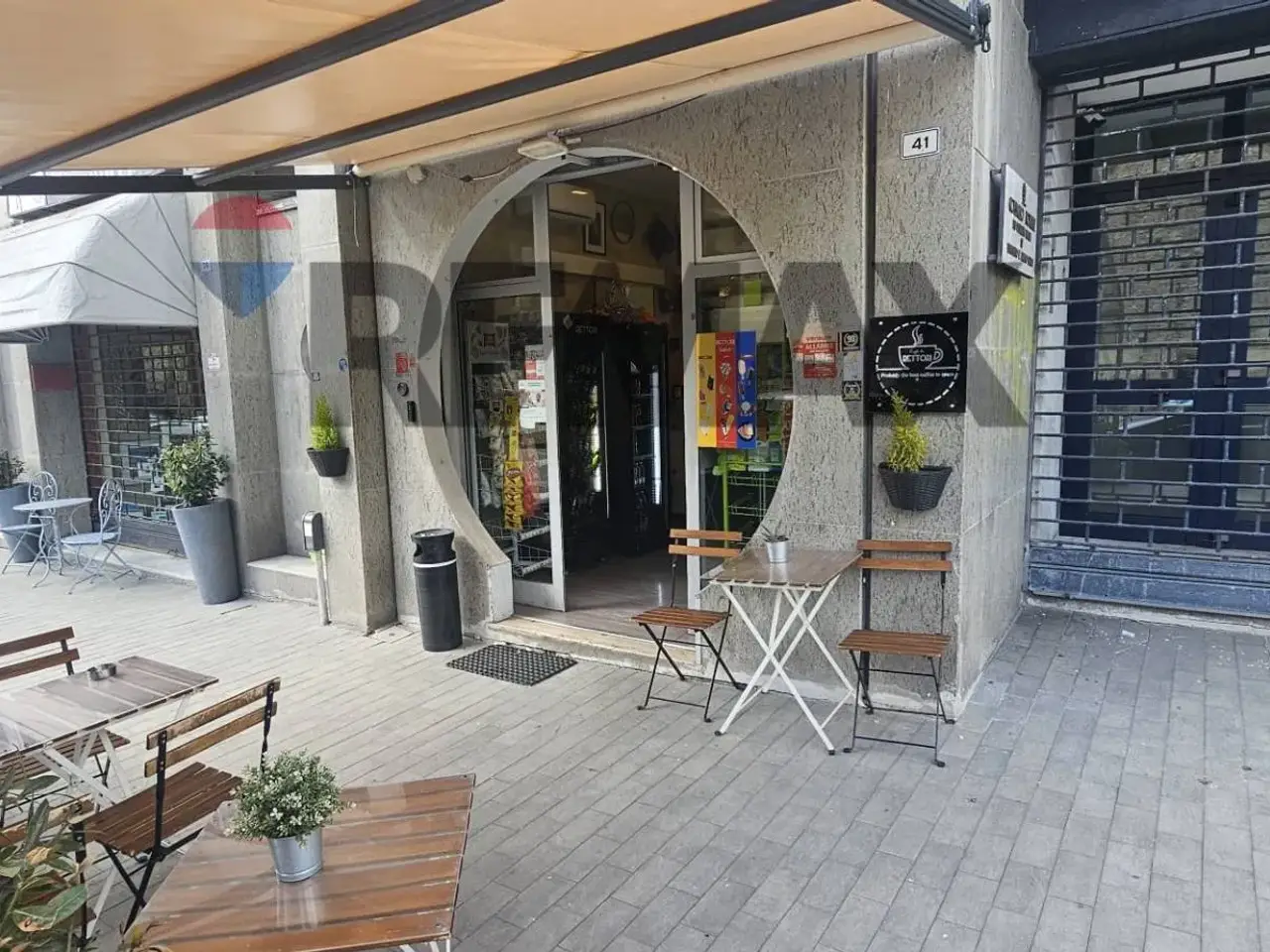 Bar in Viale dei Rettori 41, Benevento, {3} - Foto 1