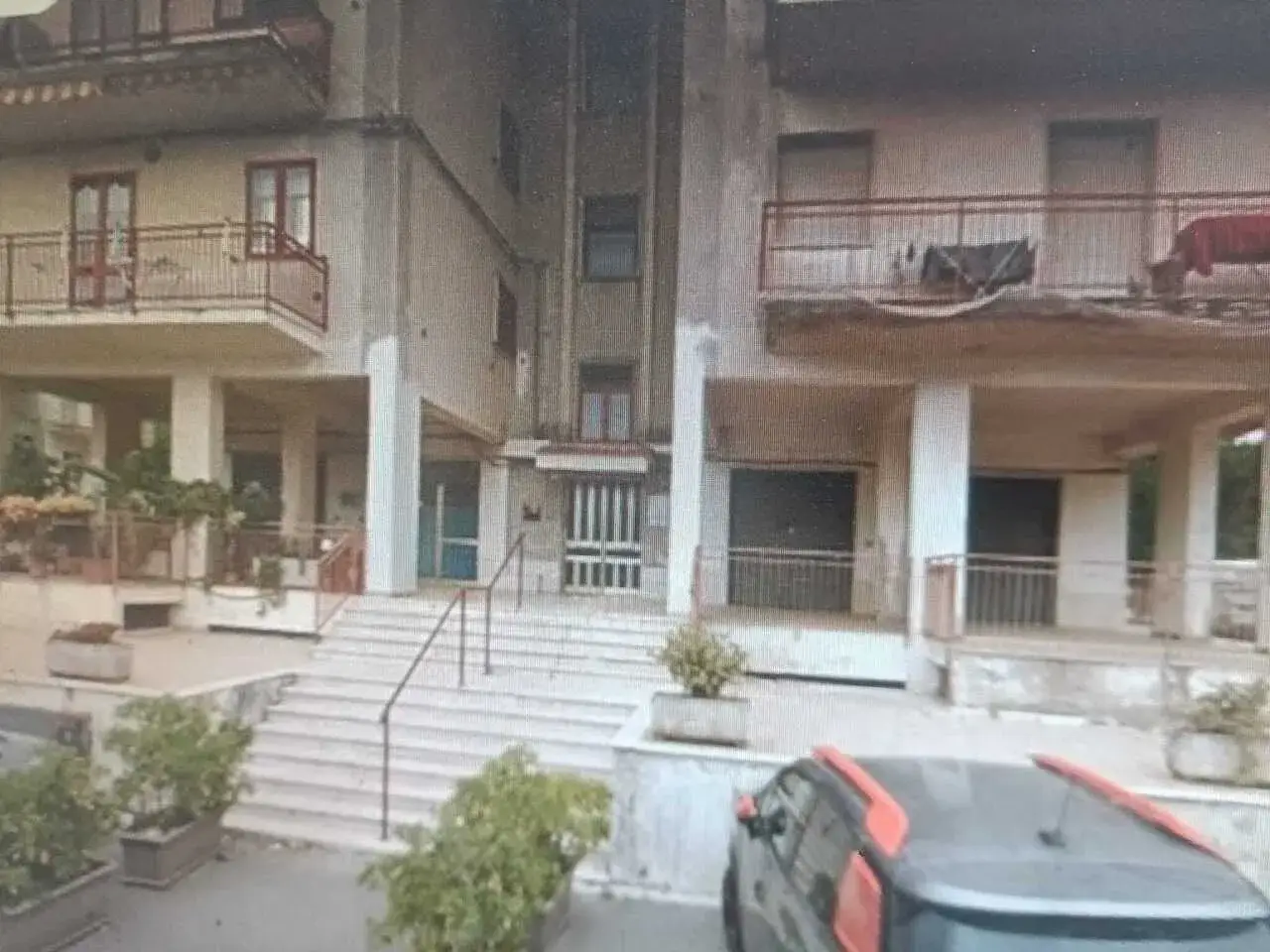 Palazzina commerciale in Viale Mario Giardino 10, Sortino, {3} - Foto 1