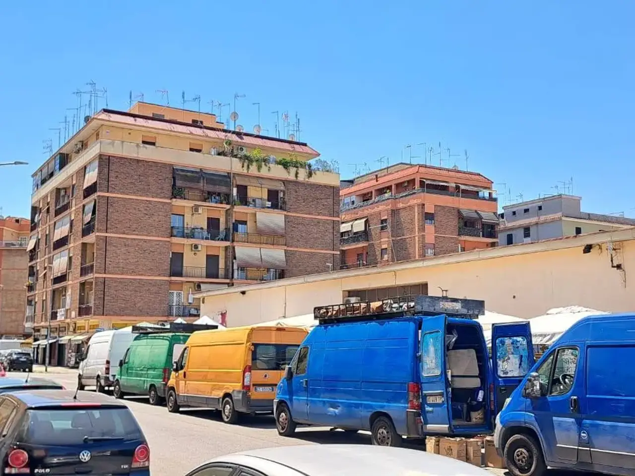 Negozio in Piazza delle Iris, Roma, {3} - Foto 2