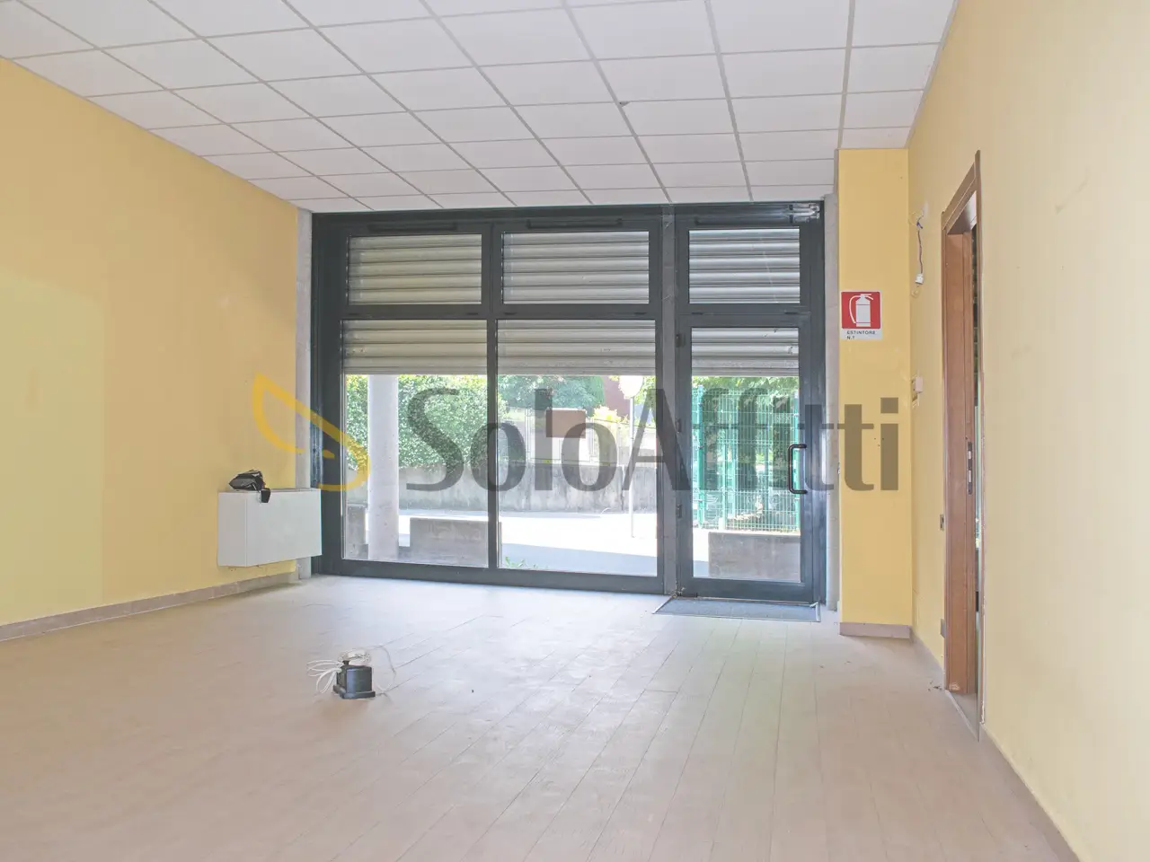 Negozio in , Inverigo, {3} - Foto 2