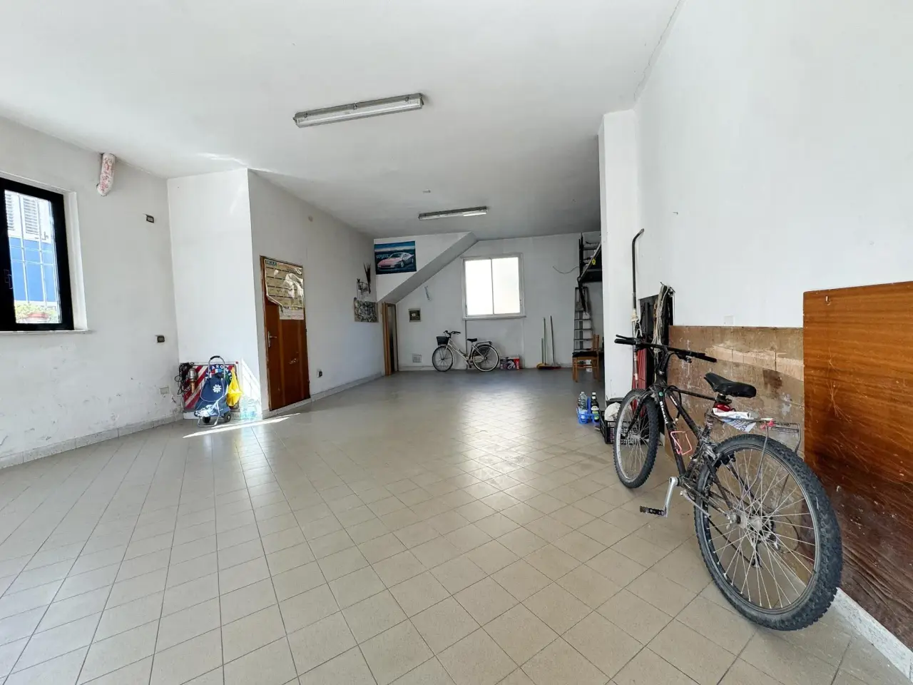Parcheggio chiuso in Piazzetta Ducale, Rimini, {3} - Foto 2
