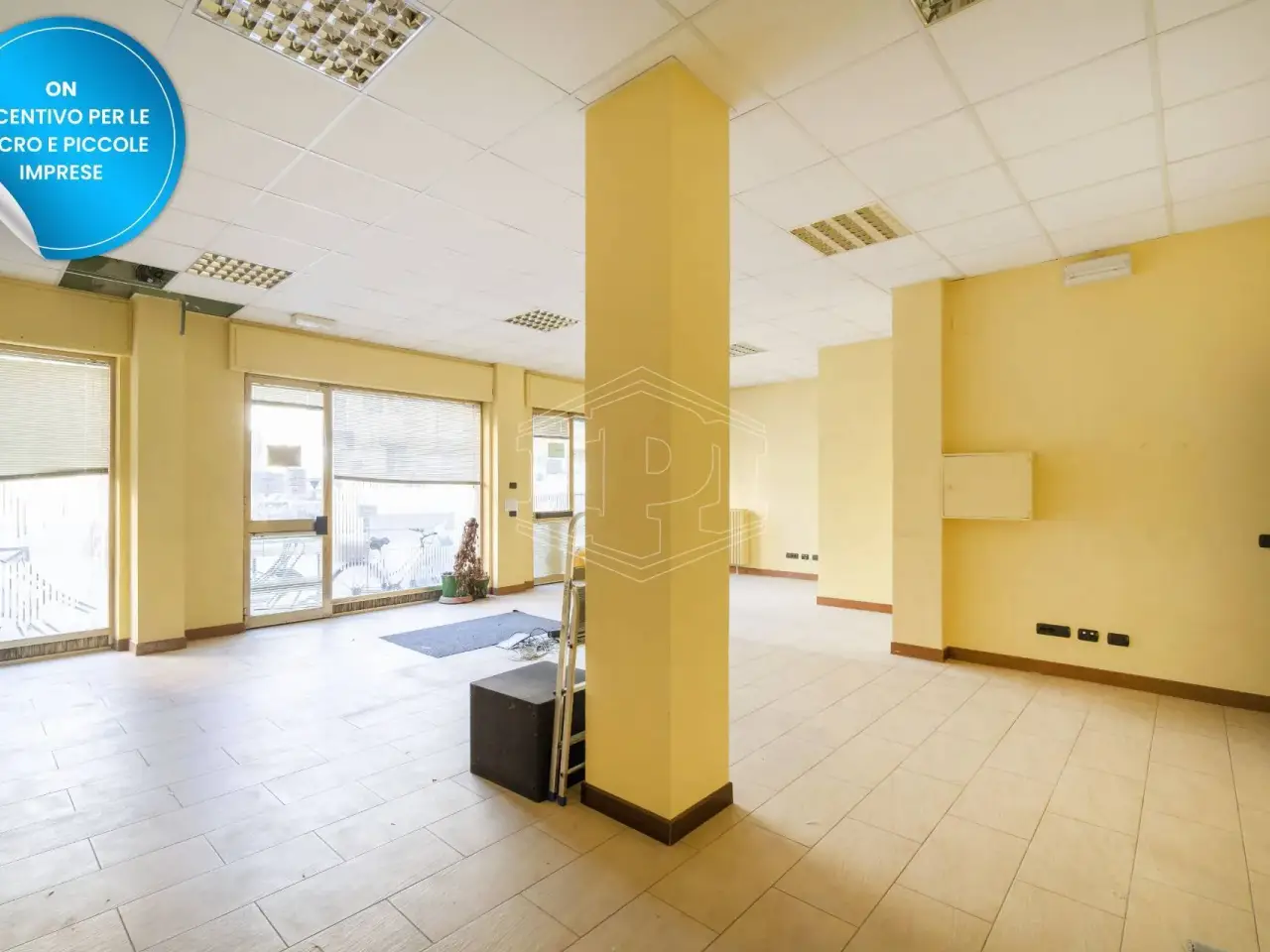 Ufficio in Piazza Gioberti 28, Canelli, {3} - Foto 1