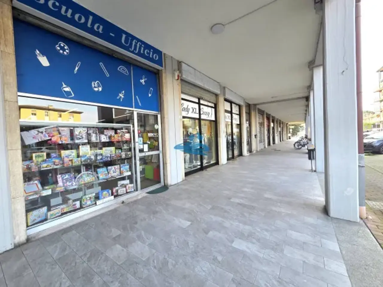 Negozio in Via Bassano del Grappa 41, Ravenna, {3} - Foto 2