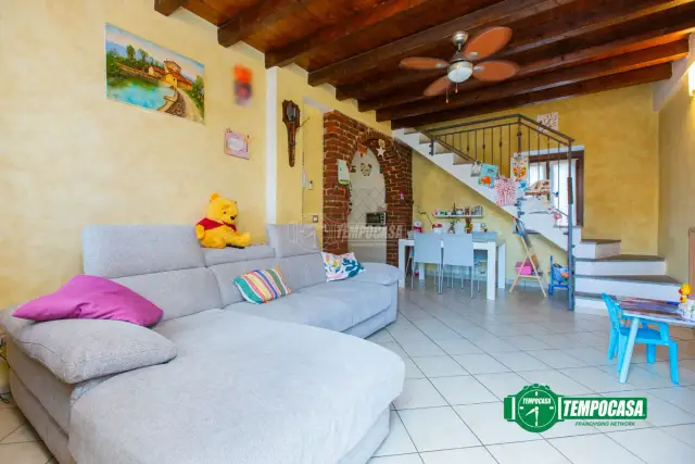 3-room flat in Via Roma 16, Castellanza - Photo 1