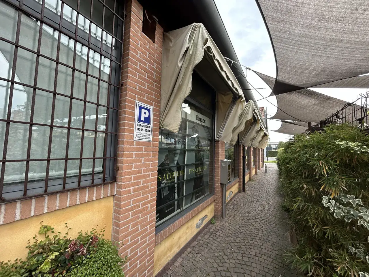 Negozio in Via Levico, Mestrino, {3} - Foto 2