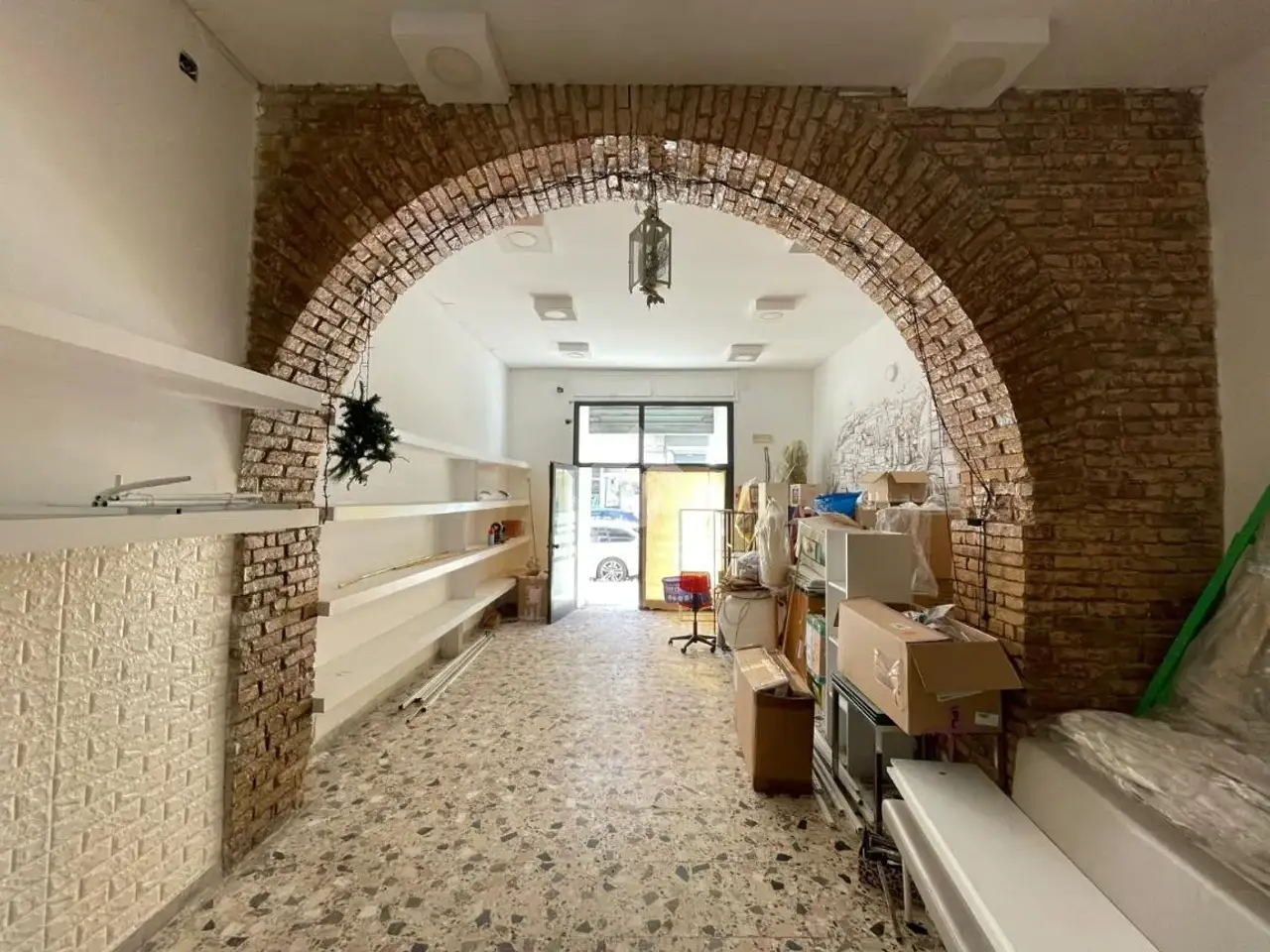 Negozio in Via Piave 48, Cosenza, {3} - Foto 1