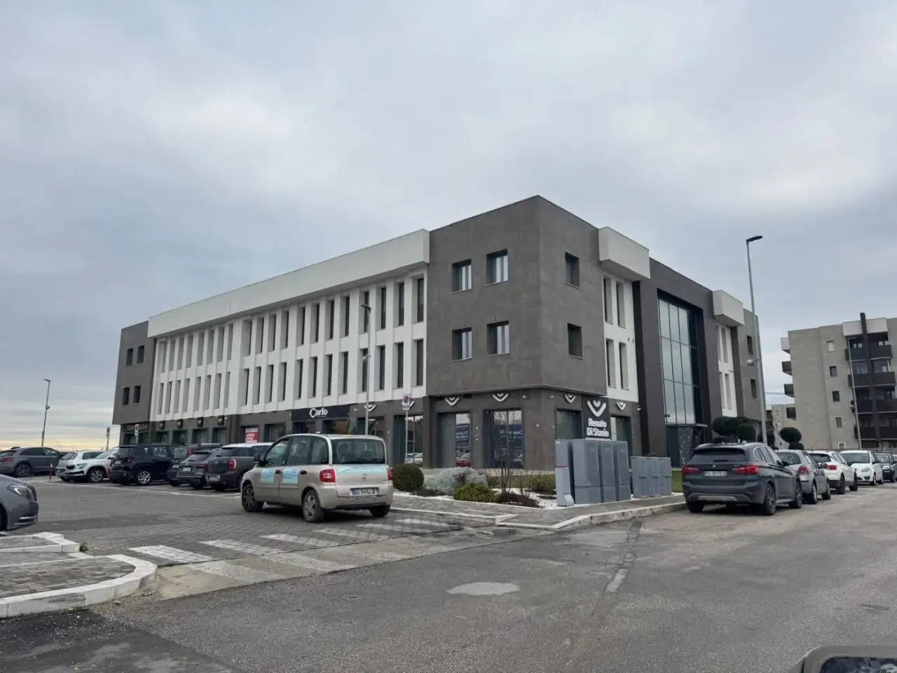 Ufficio in Via De Leonardis, Foggia, {3} - Foto 1