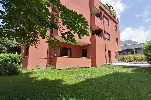 3-room flat in Via Cantarelli, Lecco - Photo 1