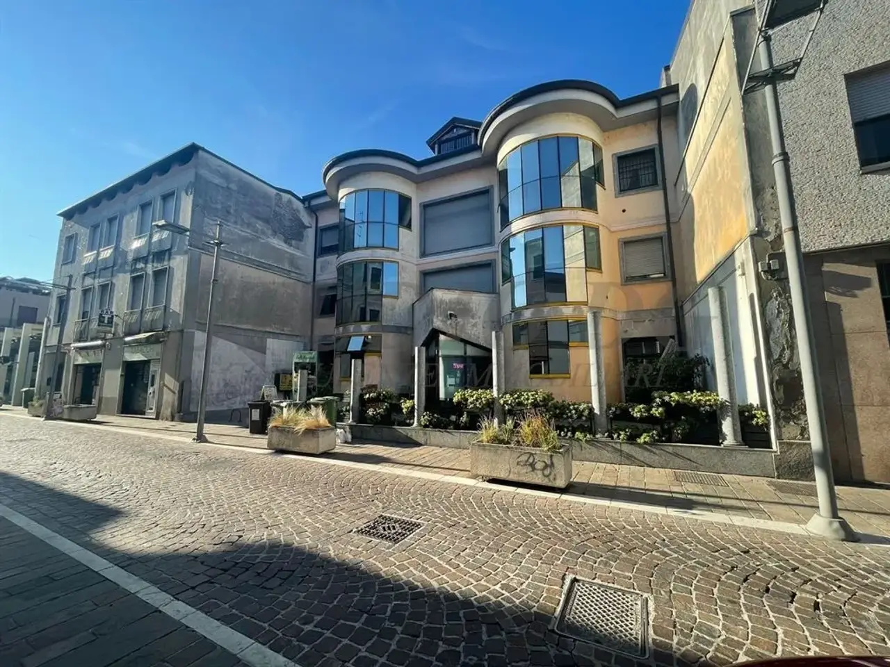 Ufficio in Via Cavour, Cesano Maderno, {3} - Foto 1