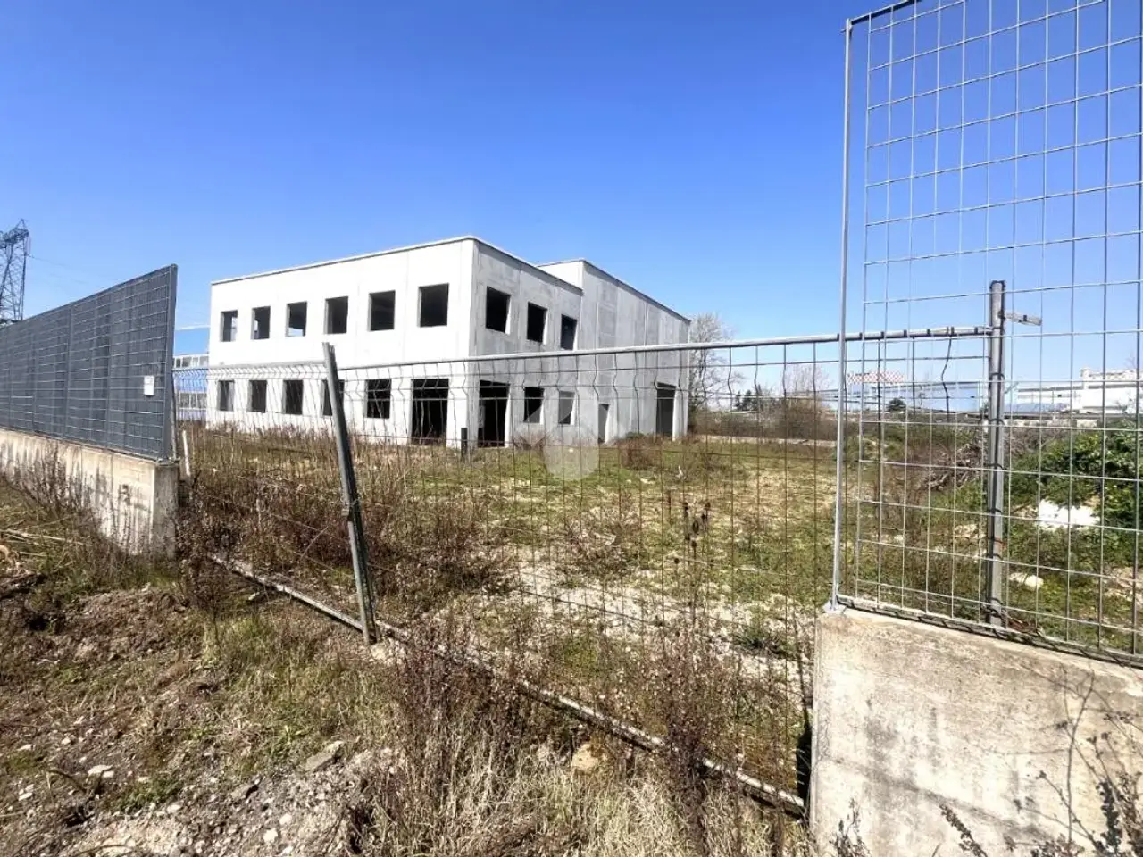 Capannone in Via Trattato di Maastrich 12, Novi Ligure, {3} - Foto 1