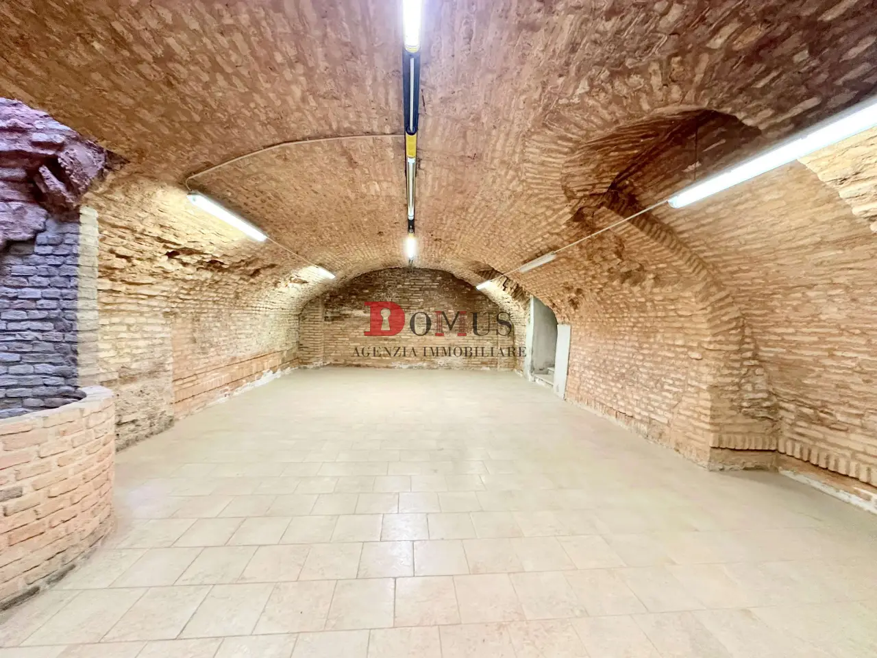 Magazzino in Vicolo San Gervasio, Mantova, {3} - Foto 2