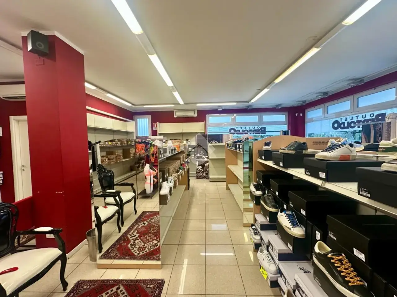 Negozio in Via Borgo Padova 65, Castelfranco Veneto, {3} - Foto 2