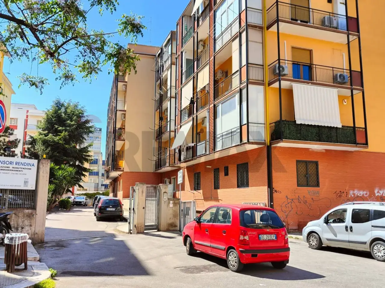 Negozio in , Bari, {3} - Foto 1