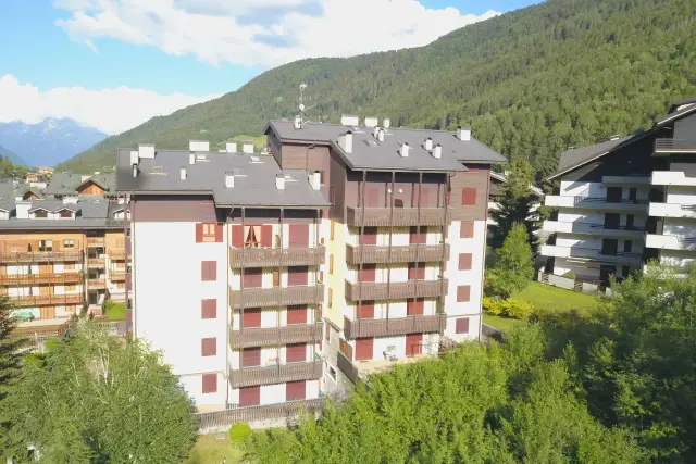 2-room flat in Via Europa 107, Aprica - Photo 1