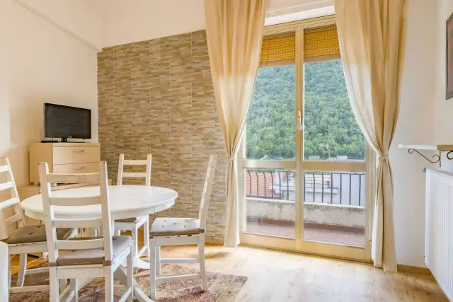 2-room flat in Via Martiri, Albenga - Photo 1