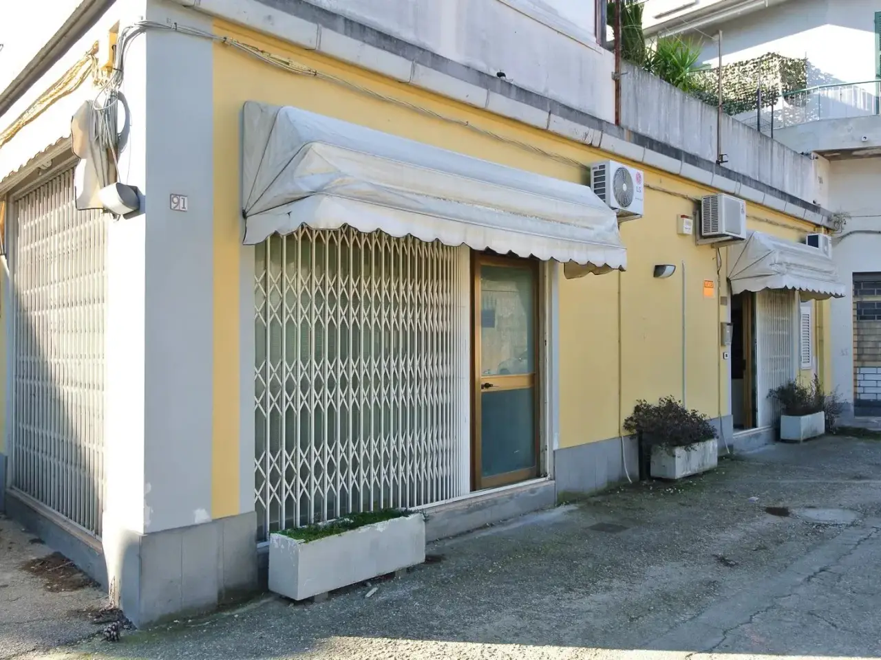 Laboratorio in , Montesilvano, {3} - Foto 2
