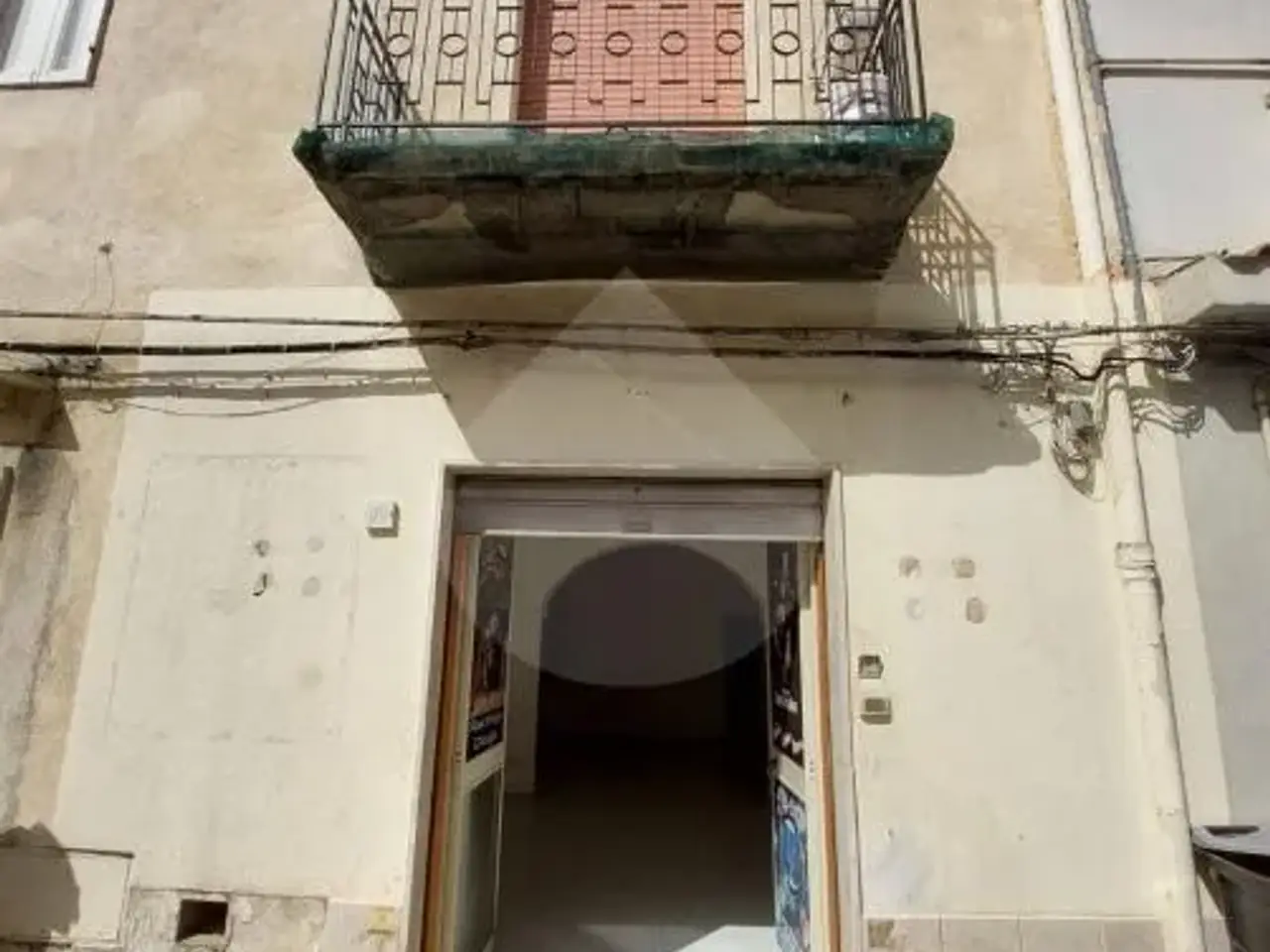 Negozio in Locale-Commerciale-, Castelvetrano, {3} - Foto 2