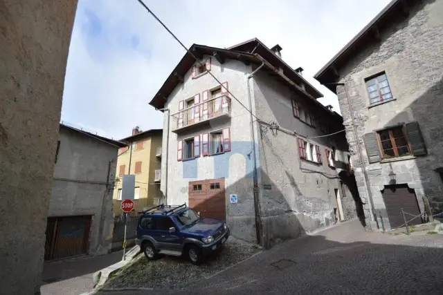 4-room flat in Via Buon Consiglio, Bormio - Photo 1