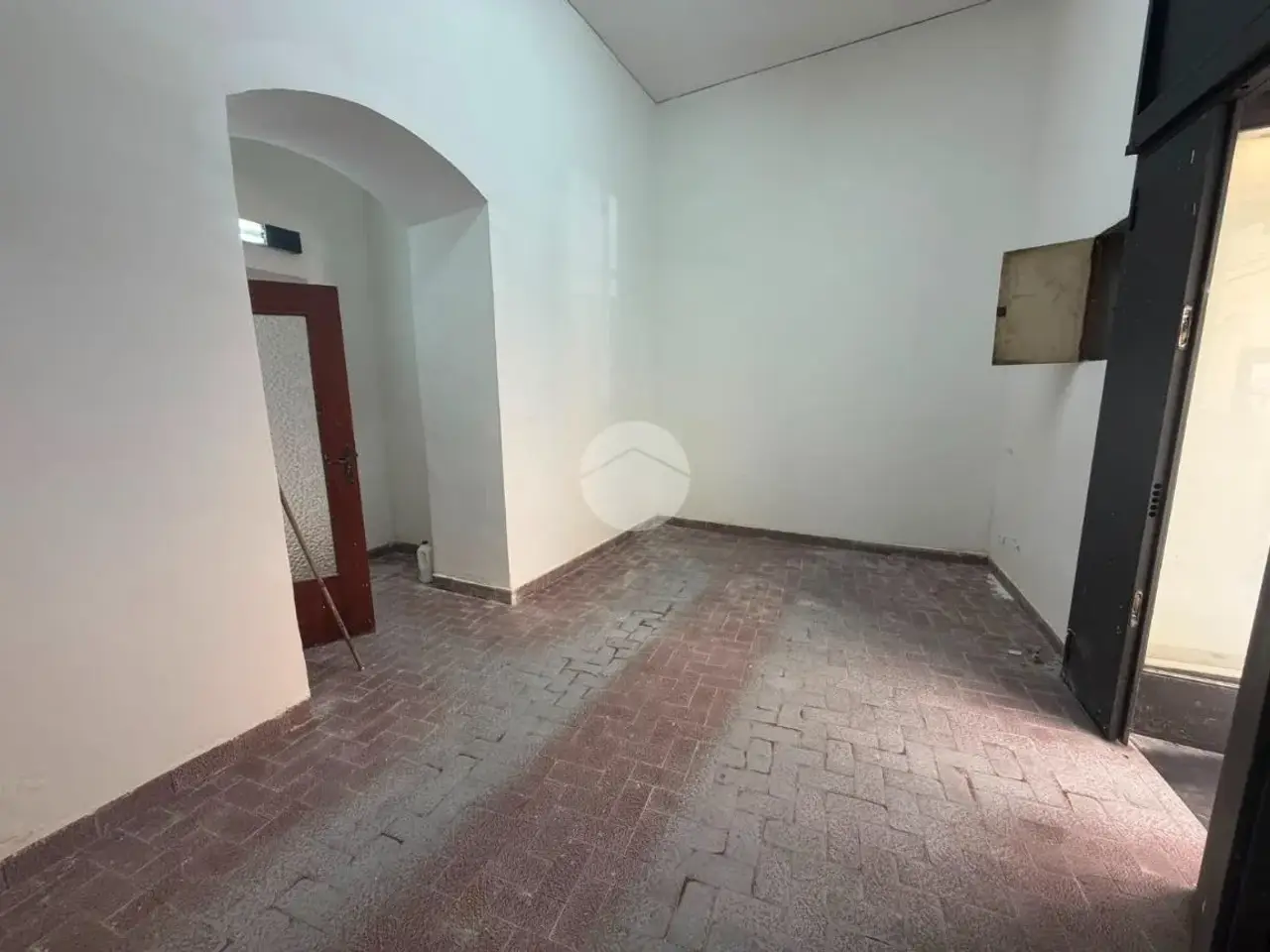 Negozio in Via Gregorio Matteo 36, Napoli, {3} - Foto 2
