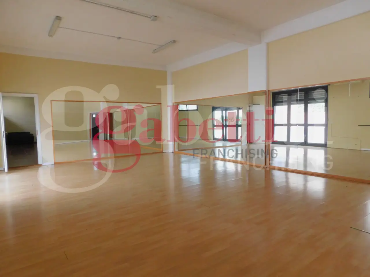 Magazzino in Via Publio Ovidio 10, Venafro, {3} - Foto 1