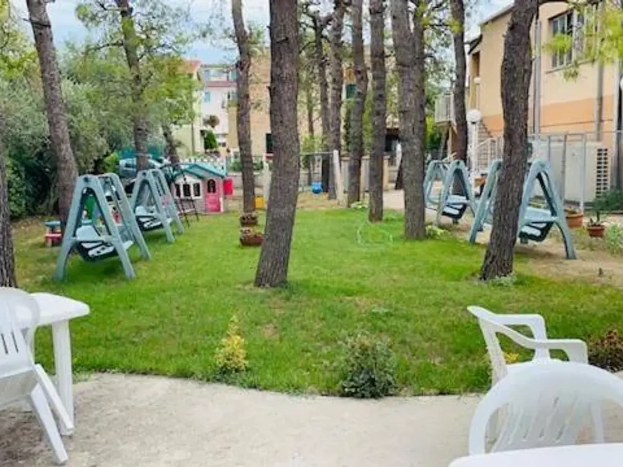 Albergo in Via dei Pini, Porto San Giorgio, {3} - Foto 2